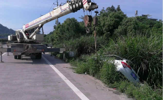 福安重载吊车救援